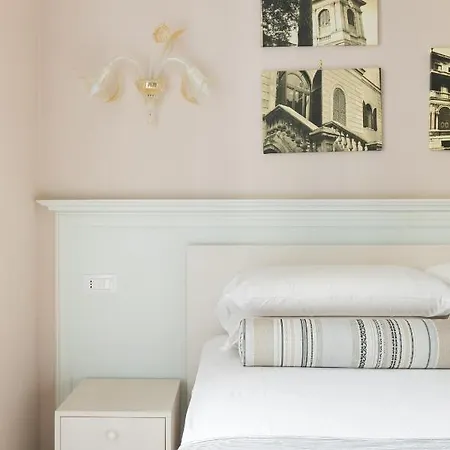 ゲストハウス Queen Meg 4*