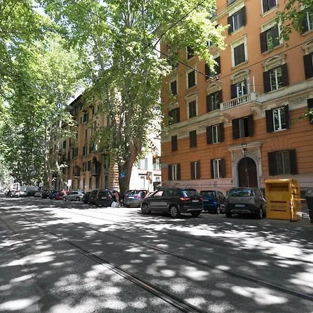 Queen Meg Maison d'hôtes 4*