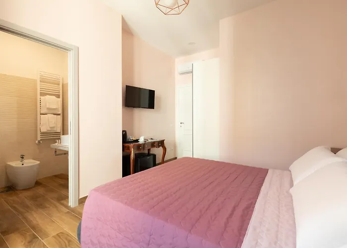 Pensionat Queen Meg 4*