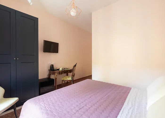 Pensionat Queen Meg 4*