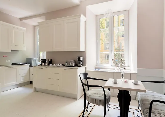 Queen Meg Pensionat 4*