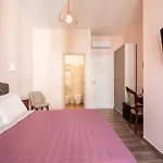 Queen Meg Guest house 3*